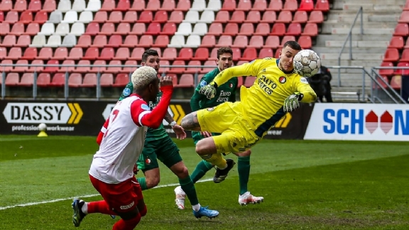 Uitvallen Bijlow grote smet op overwinning Feyenoord in ...